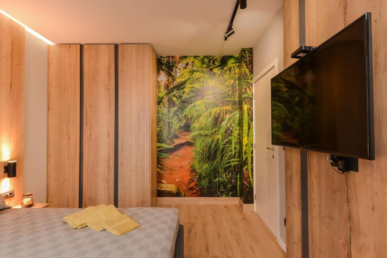 Urban Eden - Lux & Style, 2-Bedroom, 2-Bathroom Sofia Esterno foto
